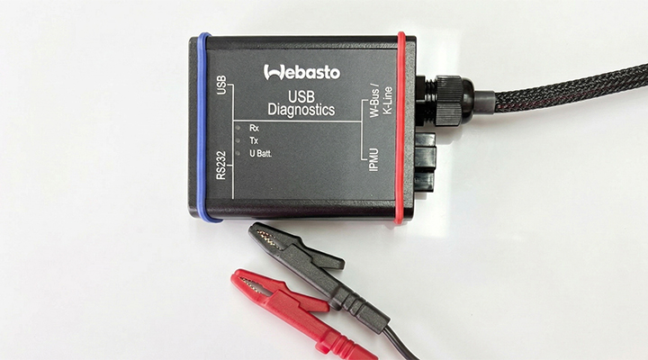 Webasto社製FFヒーターの並行作業